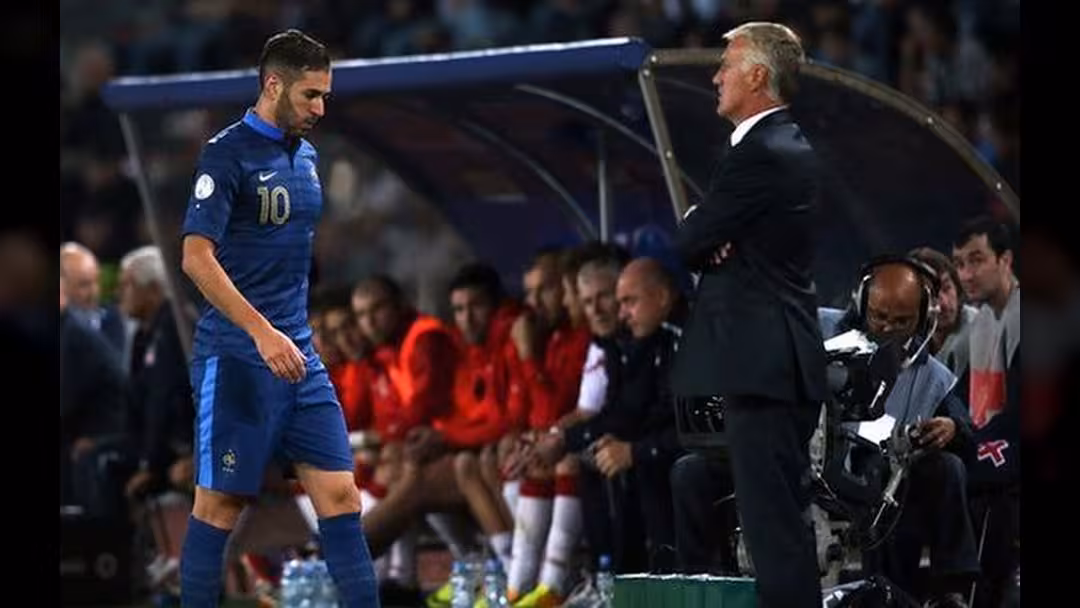 بنزيما: أصولي الجزائرية خلف استبعادي عن المنتخب