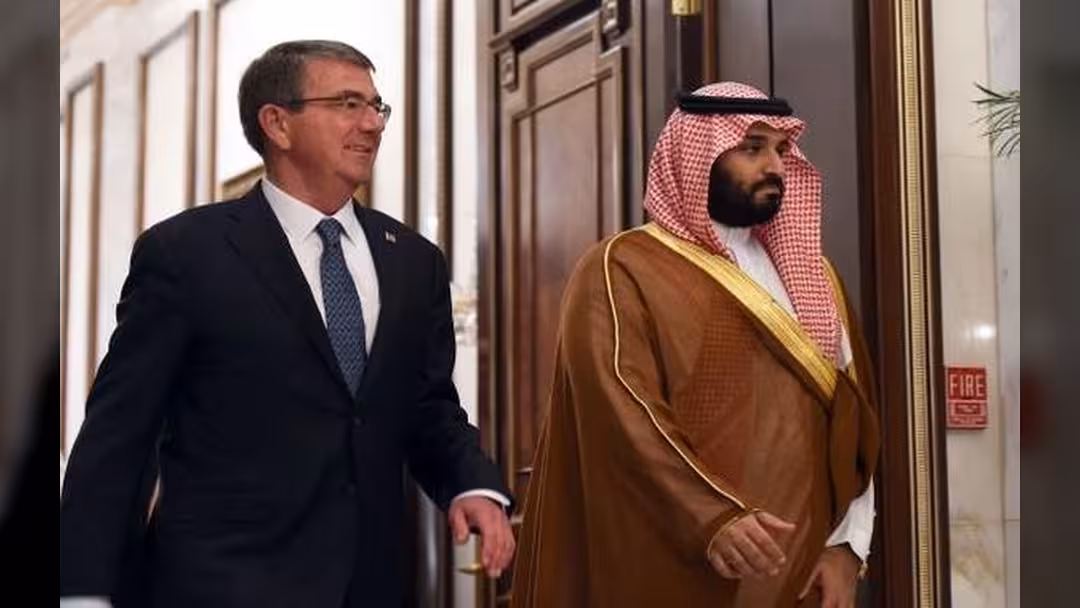 محمد بن سلمان يلتقي كارتر: تطورات المنطقة ومكافحة الإرهاب