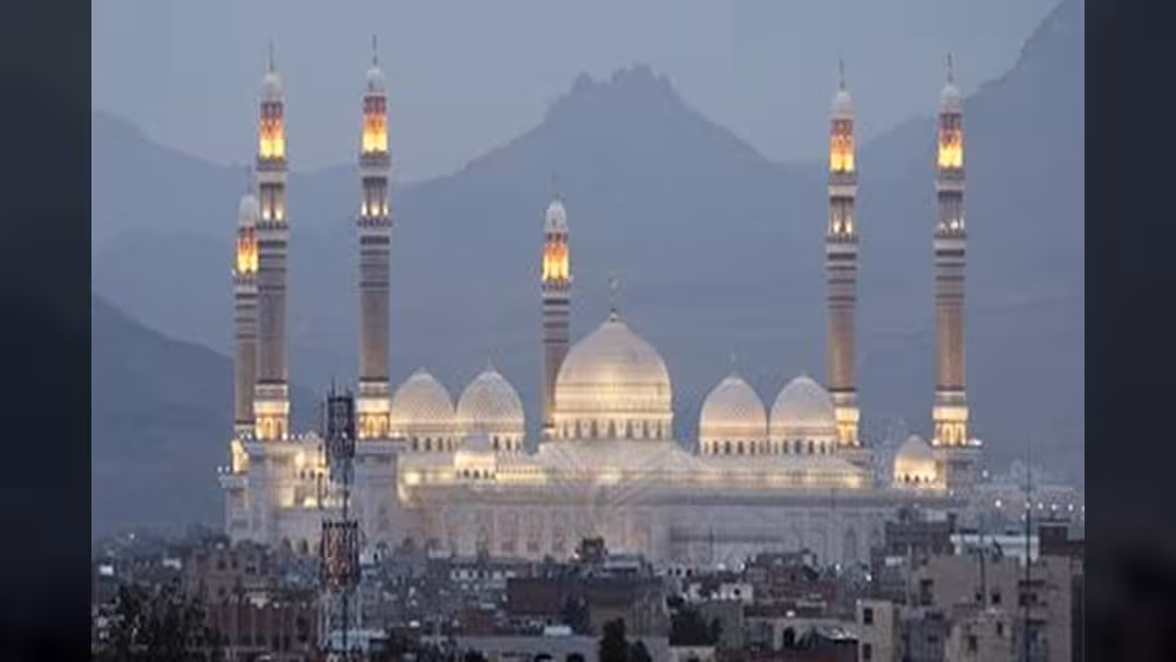 دار الإفتاء في اليمن: غدا الثلاثاء مكملا لشهر رمضان والأربعاء عيد الفطر المبارك