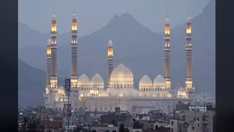 دار الإفتاء في اليمن: غدا الثلاثاء مكملا لشهر رمضان والأربعاء عيد الفطر المبارك
