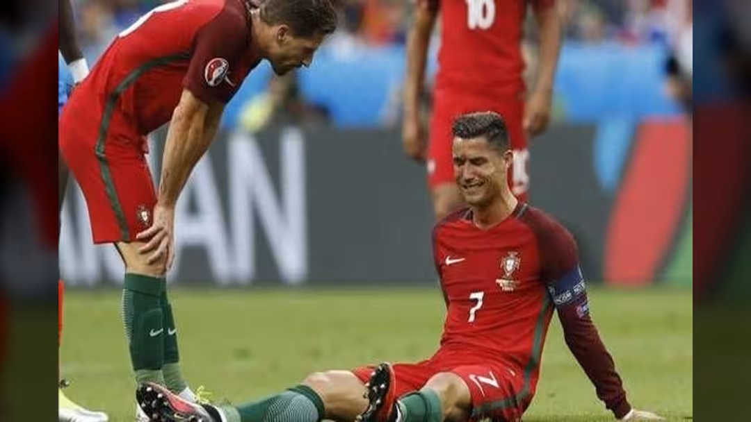 صيام هدافين.. قمصان ممزقة.. انفجار كرة.. دموع النجوم.. أبرز ملامح يورو 2016