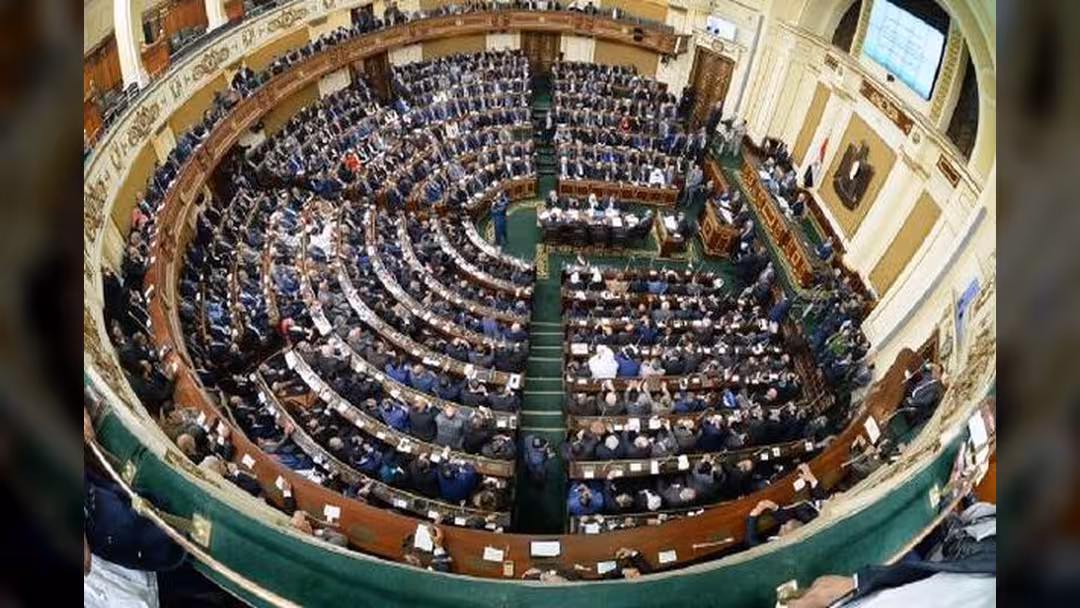 مجلس النواب المصري: انعقاد البرلمان اليمني "خيانة عظمى"