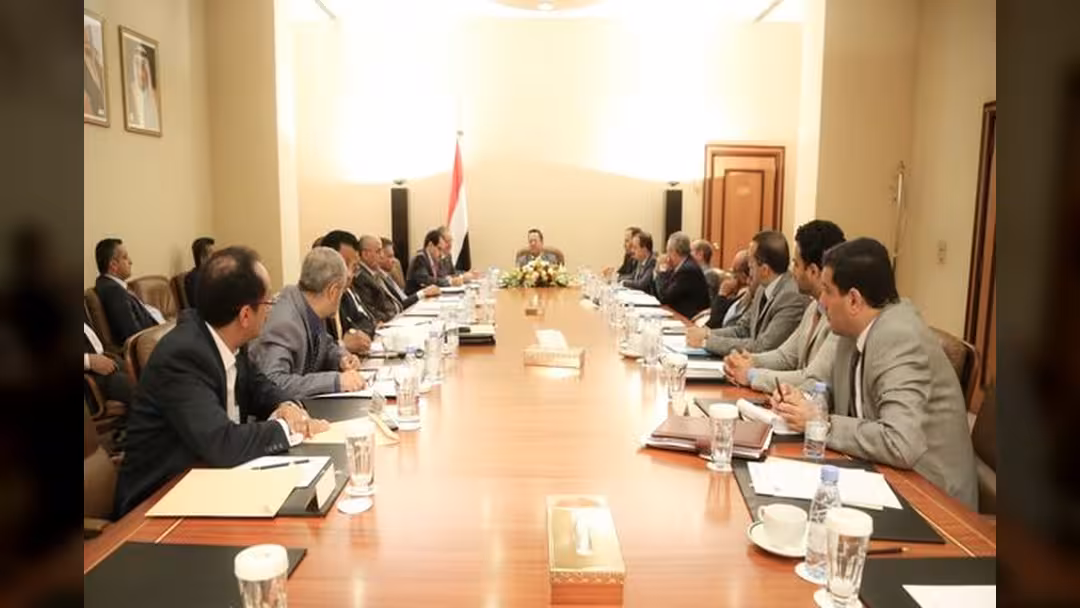 الحكومة ترحب "مبدئيا" بخارطة كيري لحل الأزمة في اليمن