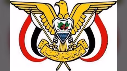 هادي يصدر قرارات جمهورية بتعيينات عسكرية