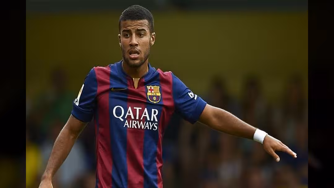 لاعب برشلونة يحرز هدفا عالميا من تسديدة صاروخية.. فيديو