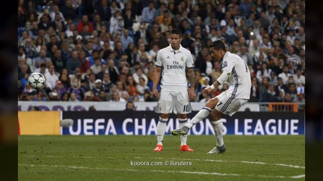 الكشف عن سبب تأخر تجديد عقد رونالدو مع ريال مدريد