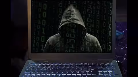 واشنطن تتهم موسكو بالسعي لـ"قرصنة" حسابات أمريكية للتأثير في انتخابات الرئاسة