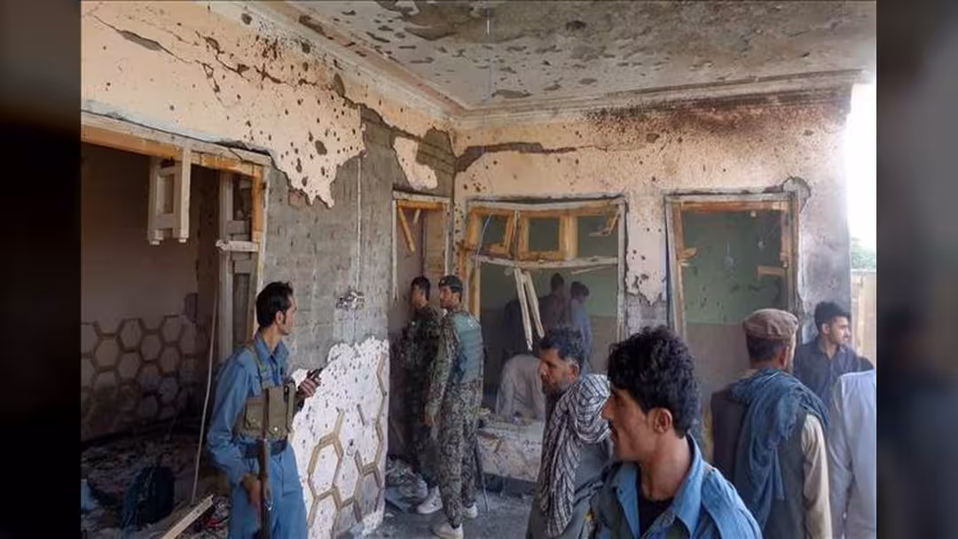 مقتل 6 مدنيين في تفجير انتحاري شرقي أفغانستان