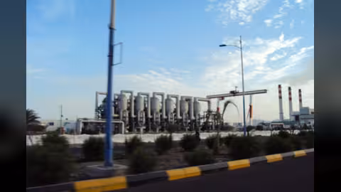 بدء استكمال إنشاء محطة الكهرباء الغازية بمديرية عسيلان في شبوة