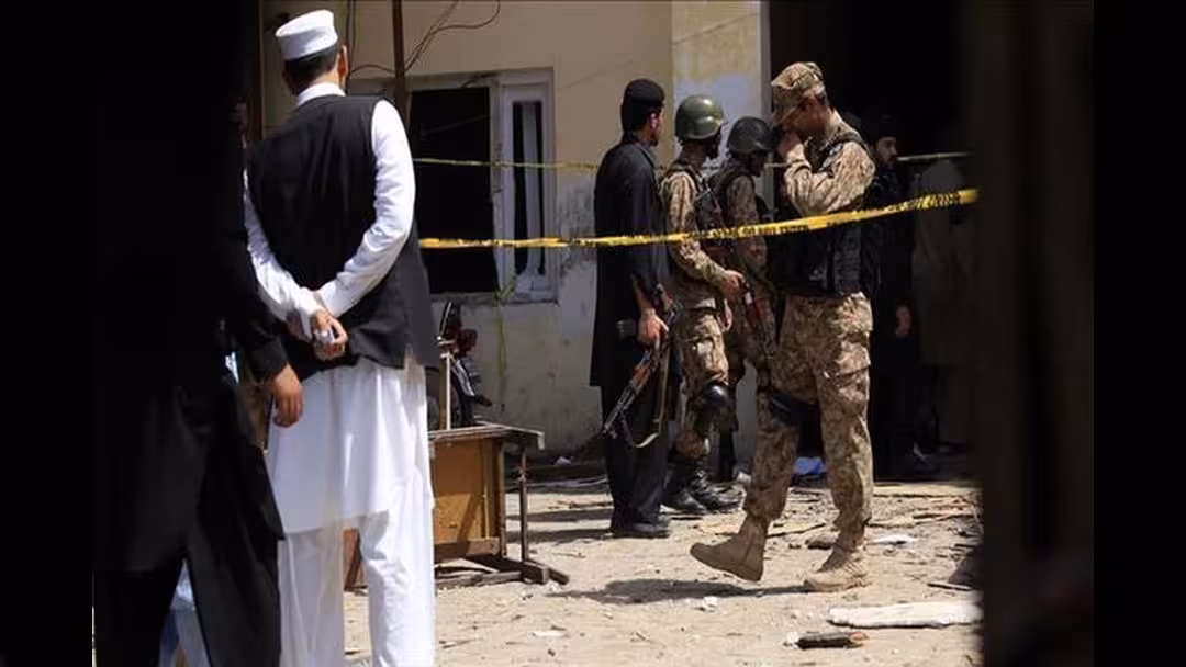 باكستان تعتقل قادة سنة وشيعة على خلفية هجمات "كراتشي"