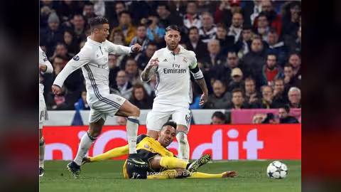 نبأ سار لجماهير ريال مدريد قبل موقعة نابولي في دوري الأبطال