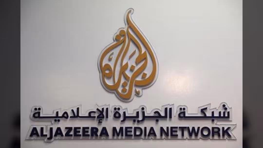 مصر تعتقل منتج أخبار في قناة الجزيرة