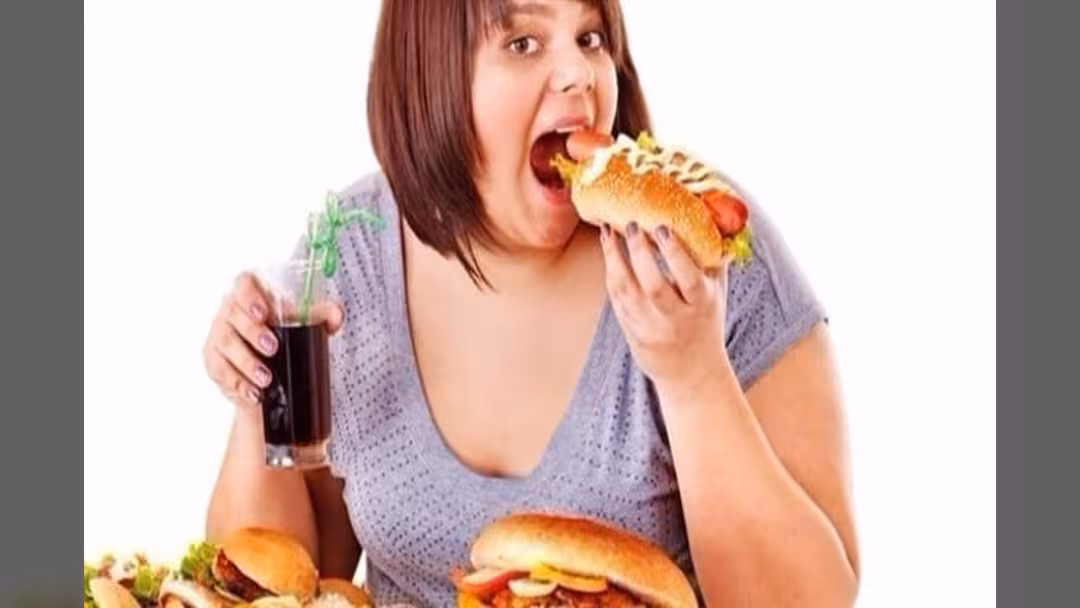 ما هي أعراض الإصابة باضطراب الأكل؟