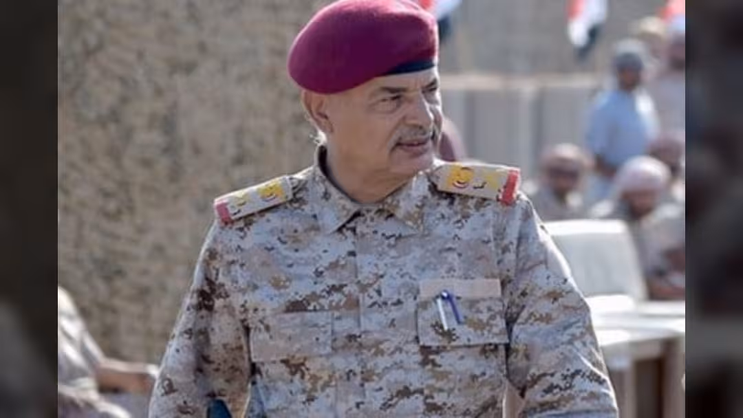 مقتل نائب رئيس هيئة الأركان بهجوم صاروخي في المخا