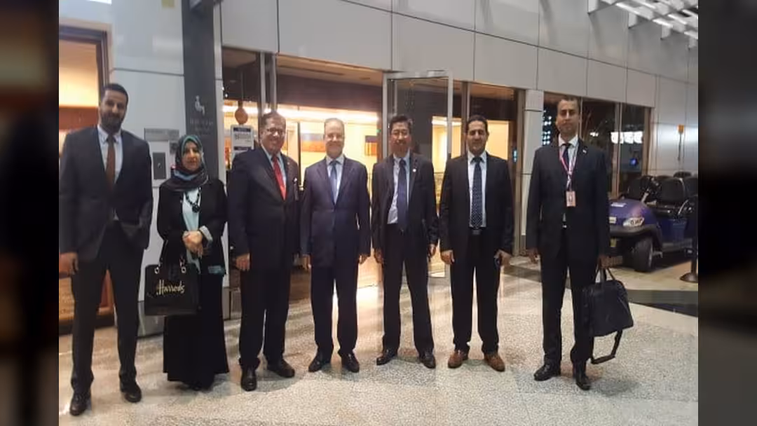 المخلافي يصل ماليزيا بعد الإعلان عن اعتقال يمنيين