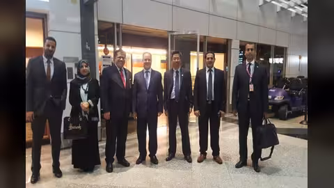 المخلافي يصل ماليزيا بعد الإعلان عن اعتقال يمنيين