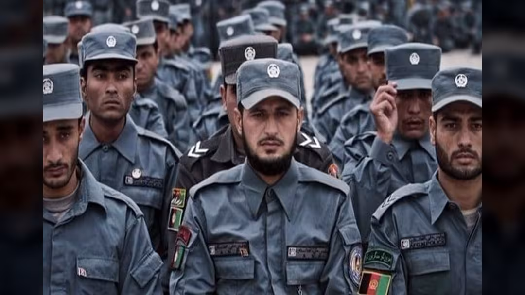 أفغانستان: إقالة 1400 ضابط بإطار حملة لمكافحة الفساد