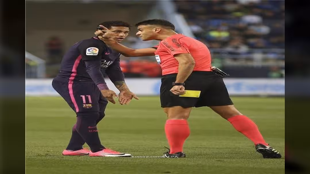 نيمار مهدد بالغياب عن مباراة الكلاسيكو!