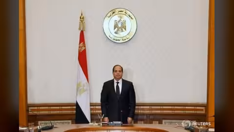 البرلمان المصري يقر فرض حالة الطوارئ لمدة 3 أشهر