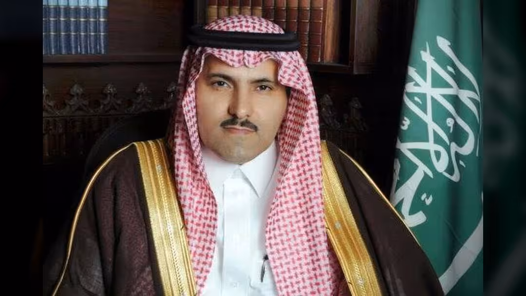 السفير السعودي في اليمن يعلن فتح مكتب للسفارة في جدة