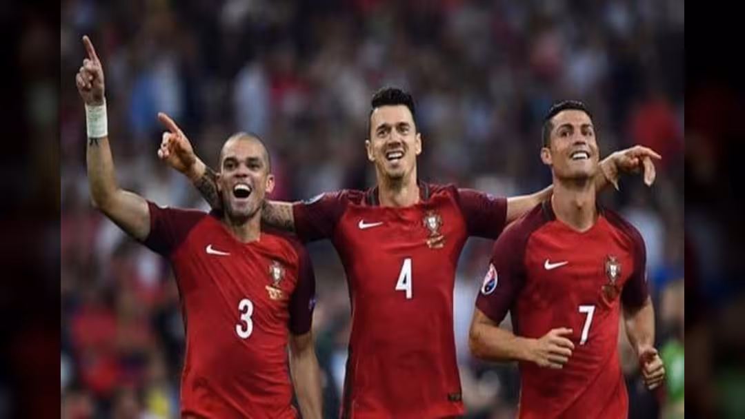 سانتوس يكشف عن قائمة البرتغال لكأس القارات