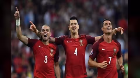 سانتوس يكشف عن قائمة البرتغال لكأس القارات