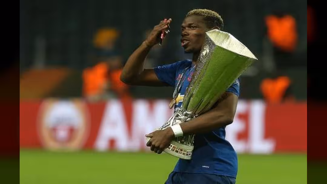 أغلى لاعب كرة قدم في العالم يُؤدي مناسك العمرة