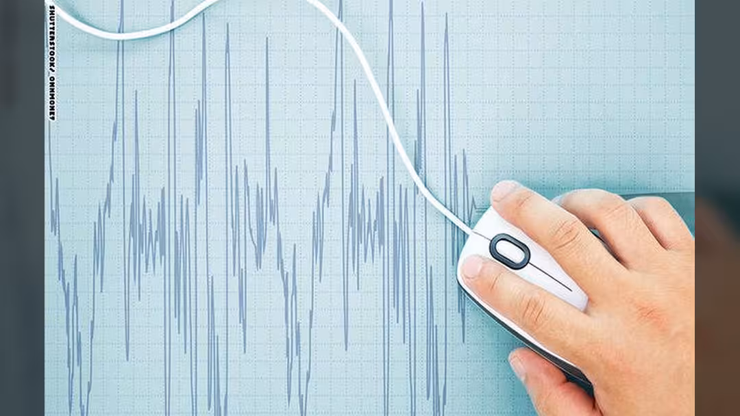 دراسة: حركة فأرة الكمبيوتر تكشف كذب مستخدمها