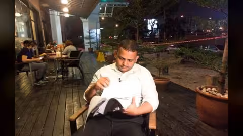 يمنيون عالقون وآلاف غيرهم قد يفقدون التذكرة الذهبية إلى أمريكا