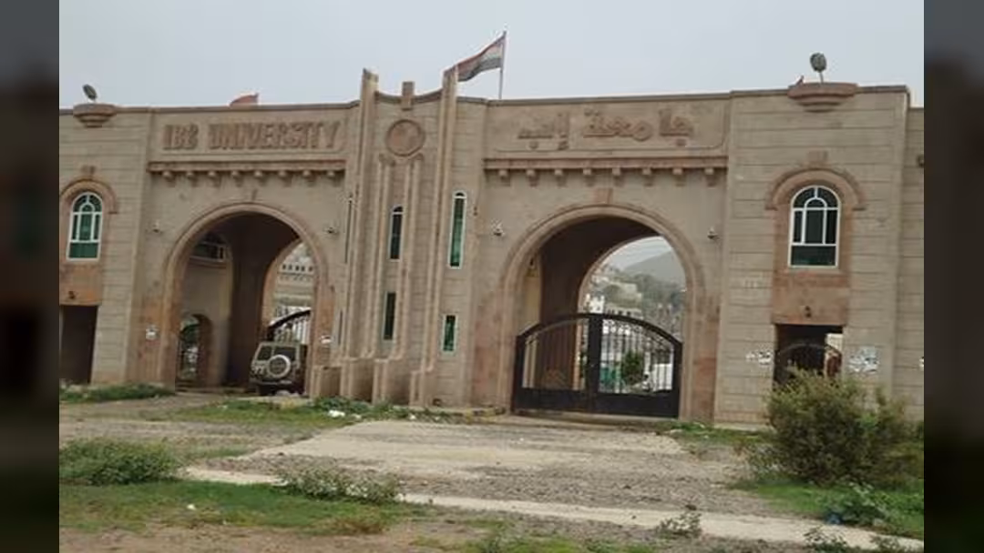 أكثر من 100 بحث وباحث يتنافسون على جائزة رئيس جامعة إب