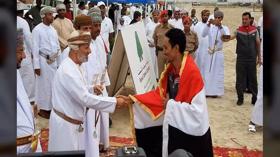 منتخب اليمن للفروسية يتوج بكأس بطولة صلالة المؤهلة لكأس العالم.. صور