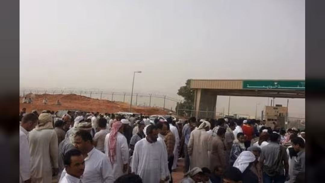 بدء توافد الحجاج اليمنيين إلى منفذ الوديعة وصحة حضرموت تقدم الخدمات
