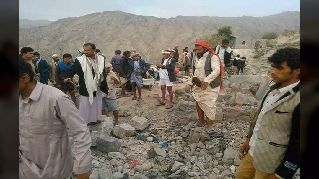 قتلى مدنيون بغارة جوية بمحافظة حجة