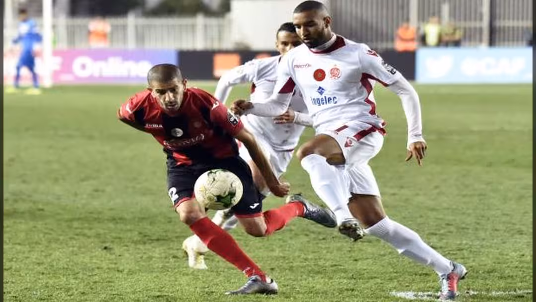 الوداد المغربي يفوز على اتحاد الجزائر ويتأهل إلى نهائي الأبطال