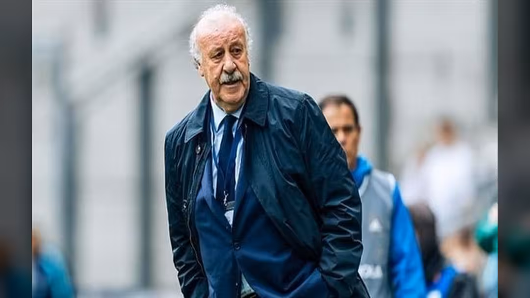 ديل بوسكي: أزمة كاتالونيا ستدمر الكرة الإسبانية