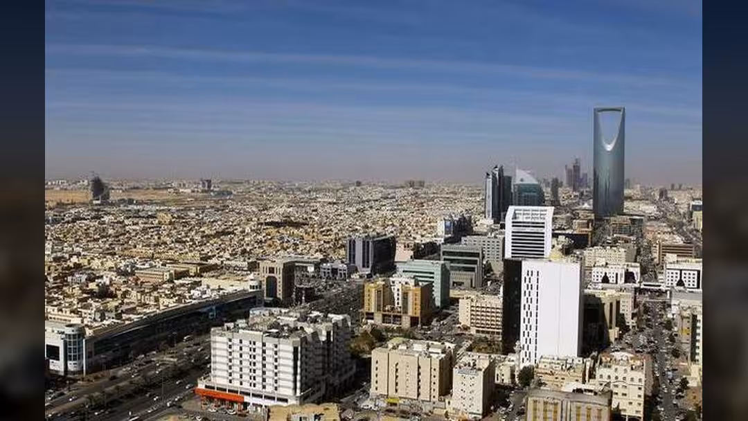 مصادر: السعودية تبدأ أولى خطوات بناء محطتين نوويتين