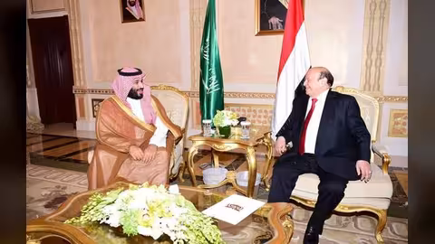 هادي يشكل لجنة لمتابعة وتنفيذ نتائج اجتماعه مع ولي العهد السعودي.. أسماء