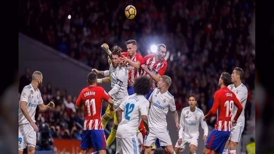 الدوري الإسباني: ريال مدريد وأتلتيكو يتعادلان سلبياً ويقدمان هدية لبرشلونة