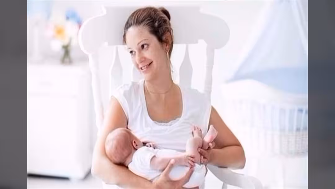 الرابطة الألمانية لأطباء الأطفال: الرضاعة تحمي من الموت المفاجىء