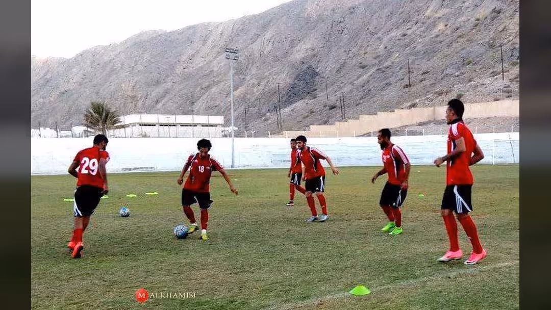 منتخبنا الوطني الأول لكرة القدم يواصل الإعداد لودية عمان تحضيراً لخليجي 23