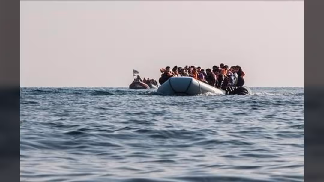 الجيش الألماني ينقذ 102 لاجئاً من الغرق في البحر المتوسط