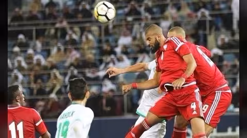 الإمارات تتأهل لملاقاة عُمان في نهائي خليجي 23.. فيديو