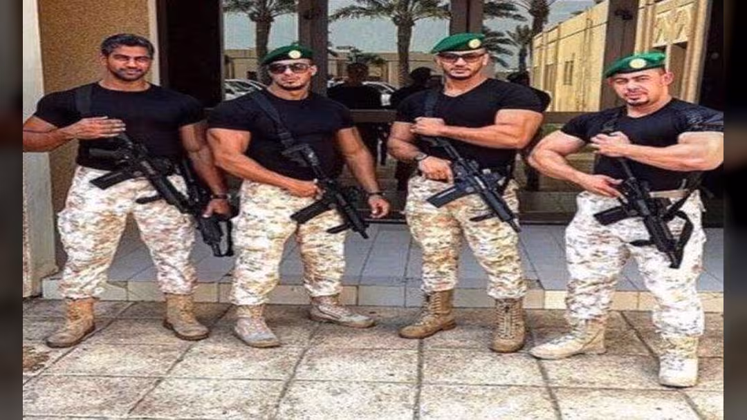 ضبطت 11 أميراً.. تعرف على كتيبة السيف الأجرب السعودية