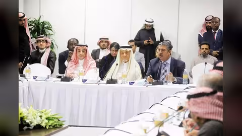 خالد بحاح يشارك بندوة بمركز الملك فيصل حول اليمن ما بعد صالح
