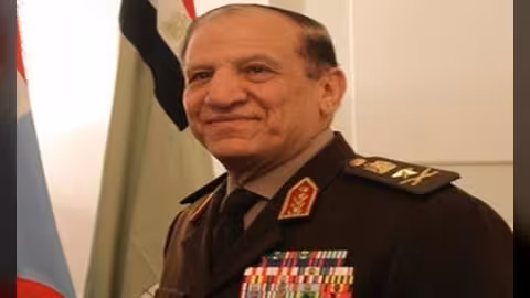 الفريق سامي عنان يعلن ترشحه لانتخابات الرئاسة المصرية.. تعرف على سيرته الذاتية