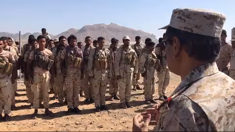 محافظ حضرموت في وادي المسيني بعد تحريره من مسلحي القاعدة.. فيديو وصور