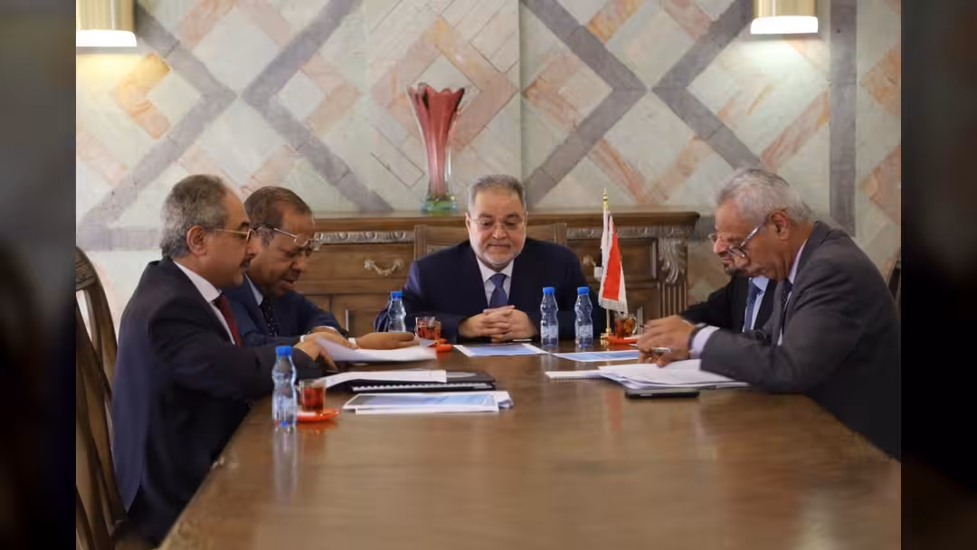 لجنة متابعة أوضاع المغتربين اليمنيين في السعودية تناقش المستجدات باجتماع