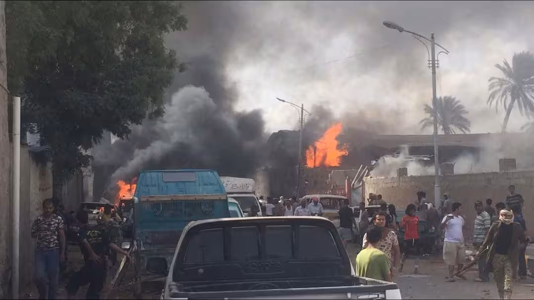 الداخلية تكشف حصيلة ضحايا تفجير عدن الانتحاري وداعش يتبنى.. صورة