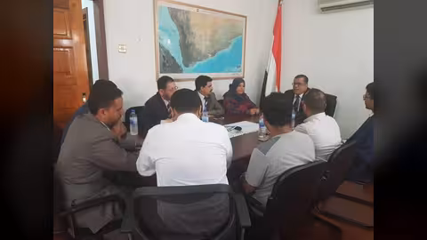 الجالية اليمنية في ماليزيا تناشد الخارجية والمغتربين وقف تدخلات السفارة