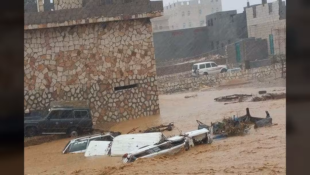 بالفيديو والصور.. هكذا بدت سقطرى بعد إعصار مكونو و17 مفقوداً